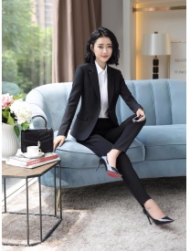 女式短款两粒扣西装