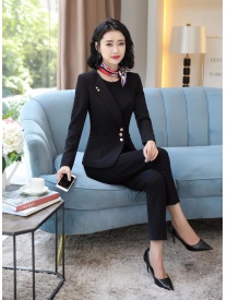 女式短款三粒扣西装黑色